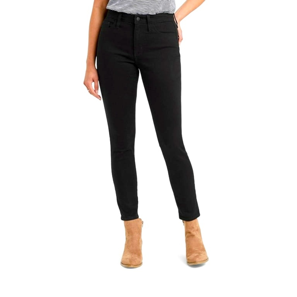 Women's NWOT-Universal Thread Solid Black Skinny Jeggings Size 26r